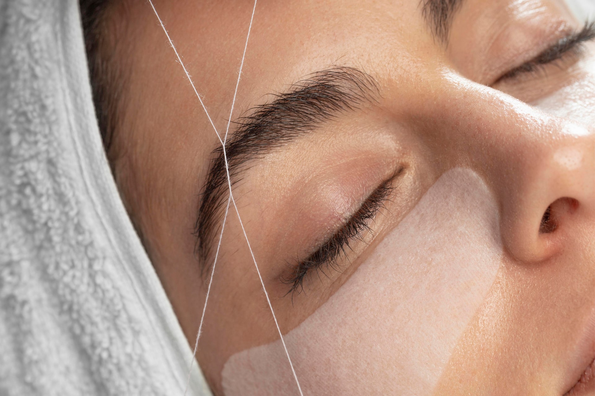 The Golden Rule for Eyebrow Threading